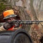 Photo d'un chasseur qui s'apprête à tirer