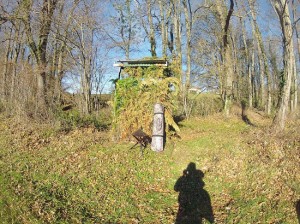 affut de chasse et trépied en bois