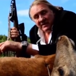 Depardieu chasse dans une publicité pour une montre