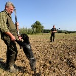 La relation entre un chasseur et son chien